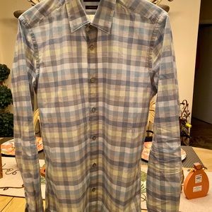 Hugo Boss casual fit button down- size small